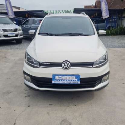 VOLKSWAGEN-CROSSFOX-1.6 MSI FLEX 16V 4P AUTOMATIZADO VOLKSWAGEN-CROSSFOX-2015