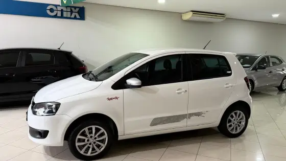 VOLKSWAGEN FOX 1.6 MI ROCK IN RIO 8V FLEX 4P MANUAL