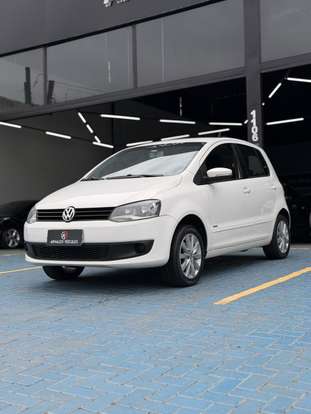 VOLKSWAGEN-FOX-2013
