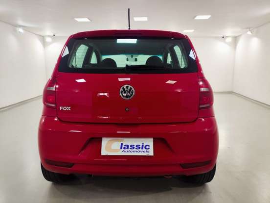 VOLKSWAGEN-FOX-2012