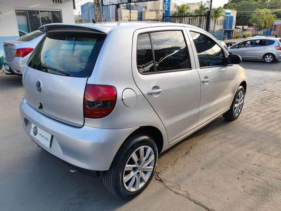 VOLKSWAGEN-FOX-2009