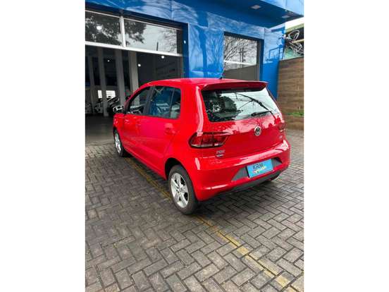 VOLKSWAGEN-FOX-2016