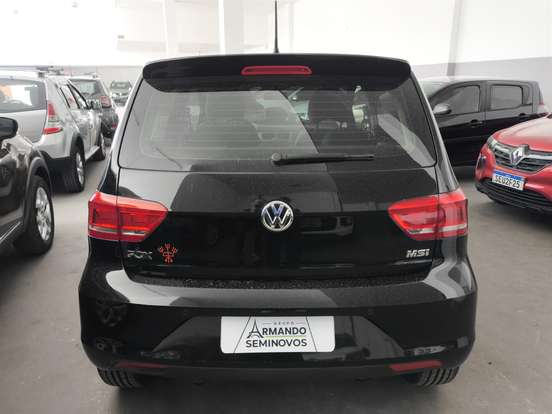 VOLKSWAGEN-FOX-2017