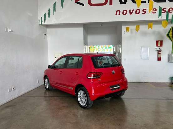 VOLKSWAGEN-FOX-2018