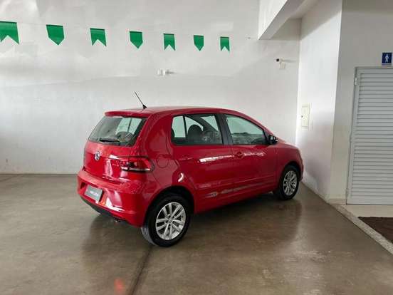 VOLKSWAGEN-FOX-2018
