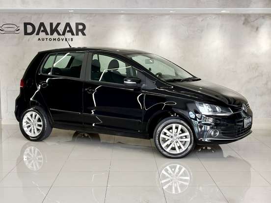 VOLKSWAGEN-FOX-2019