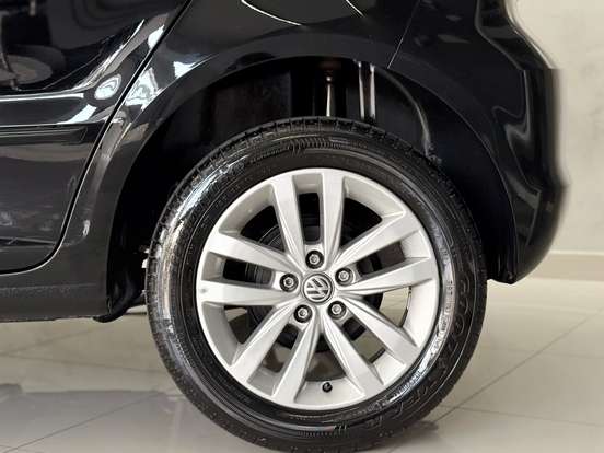 VOLKSWAGEN-FOX-1.6 MSI TOTAL FLEX CONNECT 4P MANUAL VOLKSWAGEN-FOX-2019