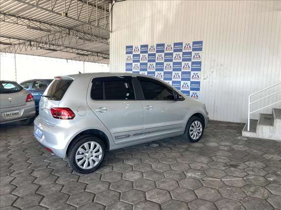 VOLKSWAGEN-FOX-2020