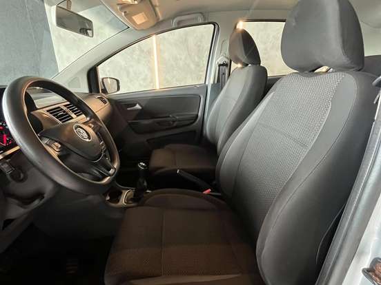 VOLKSWAGEN-FOX-1.6 MSI TOTAL FLEX CONNECT 4P MANUAL VOLKSWAGEN-FOX-2018