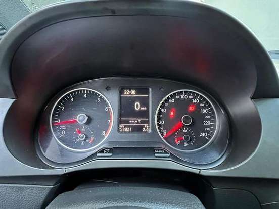 VOLKSWAGEN-FOX-1.6 MSI TOTAL FLEX XTREME 4P MANUAL VOLKSWAGEN-FOX-2021