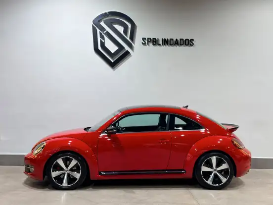 VOLKSWAGEN-FUSCA-2014