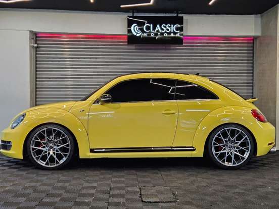 VOLKSWAGEN-FUSCA-2012