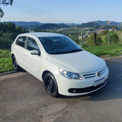 VOLKSWAGEN-GOL-1.0 MI 8V FLEX 4P MANUAL G.V VOLKSWAGEN-GOL-2011