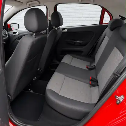 VOLKSWAGEN-GOL-1.0 MI 8V FLEX 4P MANUAL VOLKSWAGEN-GOL-2013