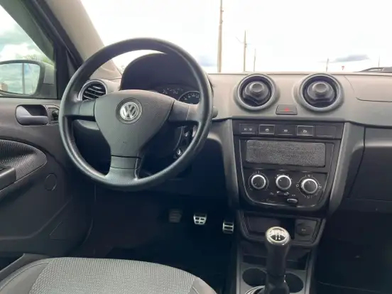 VOLKSWAGEN-GOL-1.0 MI SELEÇÃO 8V FLEX 4P MANUAL G.V VOLKSWAGEN-GOL-2010