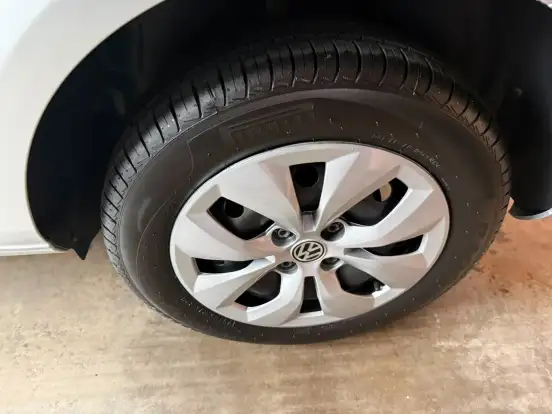 VOLKSWAGEN-GOL-2014