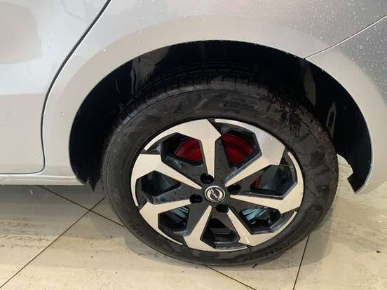 VOLKSWAGEN-GOL-1.0 12V MPI TOTALFLEX 4P MANUAL VOLKSWAGEN-GOL-2019
