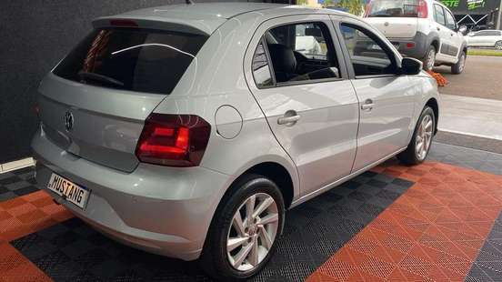 VOLKSWAGEN-GOL-2020