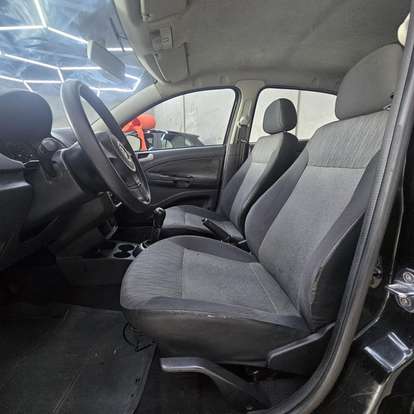 VOLKSWAGEN-GOL-2014