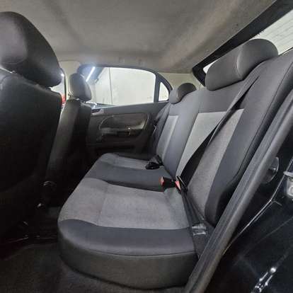 VOLKSWAGEN-GOL-2014
