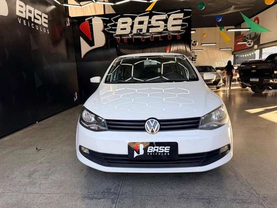 VOLKSWAGEN-GOL-2014