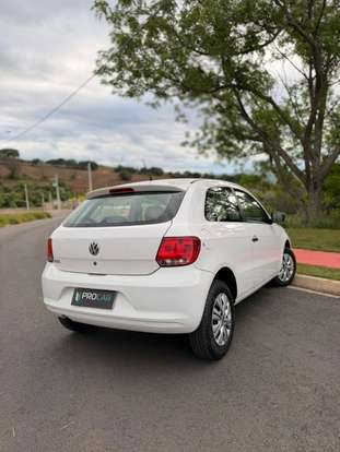 VOLKSWAGEN-GOL-2015