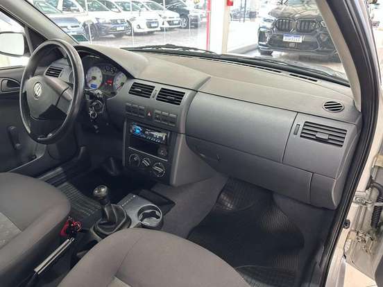 VOLKSWAGEN-GOL-1.0 MI PLUS 16V GASOLINA 4P MANUAL G.III VOLKSWAGEN-GOL-2004