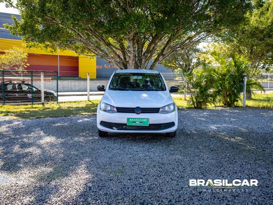 VOLKSWAGEN-GOL-2015
