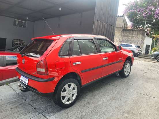 VOLKSWAGEN-GOL-2005