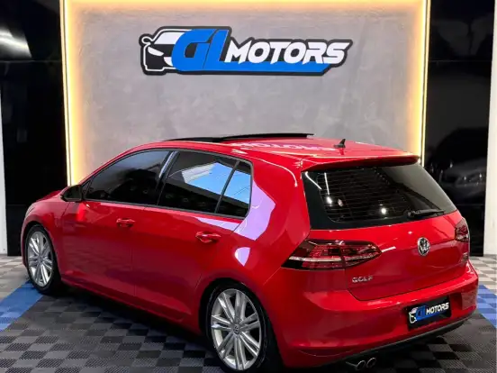 VOLKSWAGEN-GOLF-1.4 TSI HIGHLINE 16V GASOLINA 4P AUTOMÁTICO VOLKSWAGEN-GOLF-2013