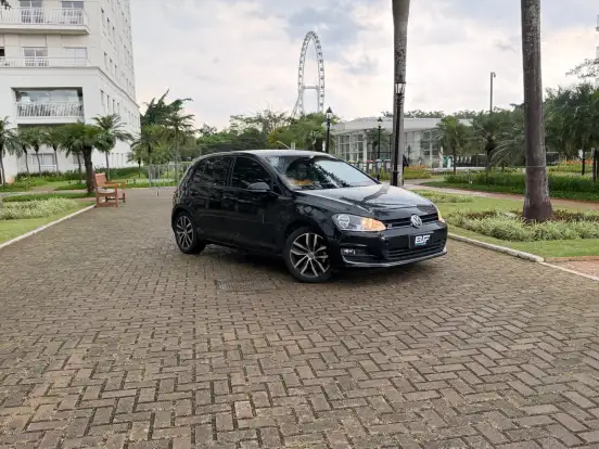 VOLKSWAGEN-GOLF-1.4 TSI HIGHLINE 16V GASOLINA 4P AUTOMÁTICO VOLKSWAGEN-GOLF-2015