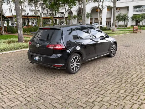 VOLKSWAGEN-GOLF-1.4 TSI HIGHLINE 16V GASOLINA 4P AUTOMÁTICO VOLKSWAGEN-GOLF-2015