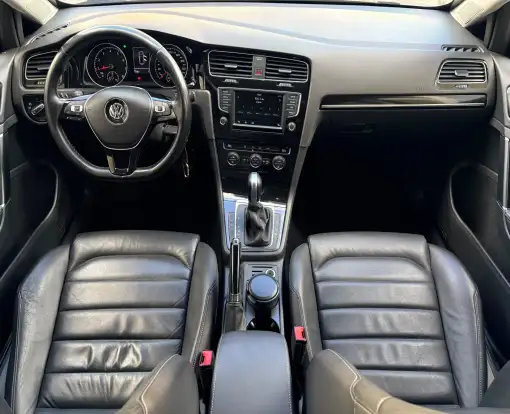 VOLKSWAGEN-GOLF-1.4 TSI HIGHLINE 16V TOTAL FLEX 4P TIPTRONIC VOLKSWAGEN-GOLF-2017
