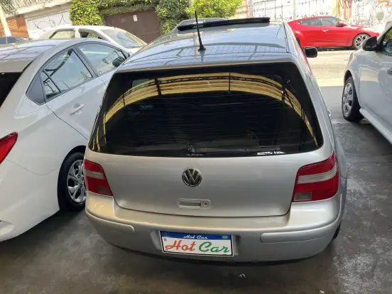VOLKSWAGEN-GOLF-2006
