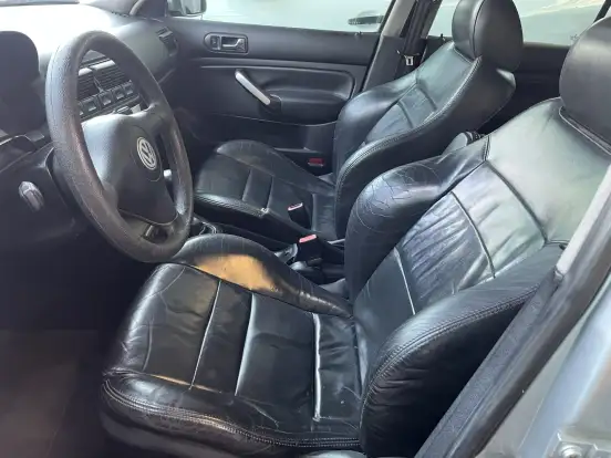 VOLKSWAGEN-GOLF-1.6 MI FLASH 8V FLEX 4P MANUAL VOLKSWAGEN-GOLF-2006