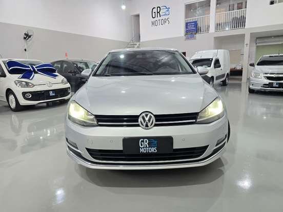 VOLKSWAGEN-GOLF-2014