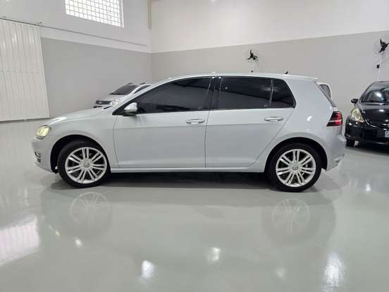 VOLKSWAGEN-GOLF-1.4 TSI HIGHLINE 16V GASOLINA 4P AUTOMÁTICO VOLKSWAGEN-GOLF-2014