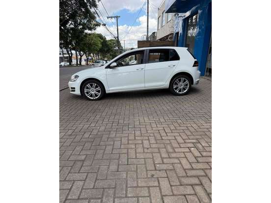 VOLKSWAGEN-GOLF-2014