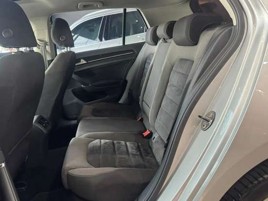 VOLKSWAGEN-GOLF-1.4 TSI HIGHLINE 16V GASOLINA 4P AUTOMÁTICO VOLKSWAGEN-GOLF-2015