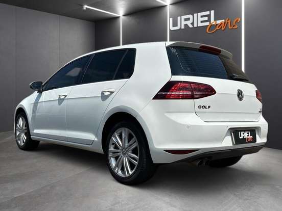 VOLKSWAGEN-GOLF-2013