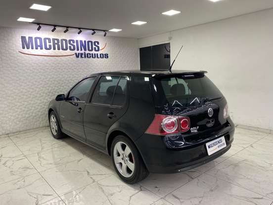 VOLKSWAGEN-GOLF-2008