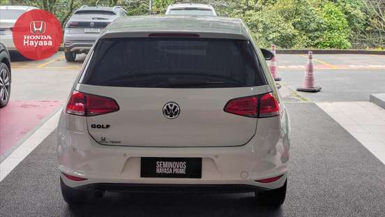 VOLKSWAGEN-GOLF-2016