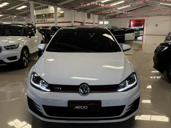 VOLKSWAGEN-GOLF-2.0 TSI GTI 16V TURBO GASOLINA 4P AUTOMÁTICO VOLKSWAGEN-GOLF-2015