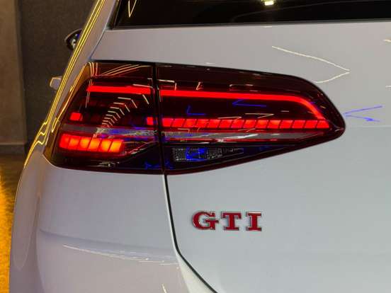 VOLKSWAGEN-GOLF-2.0 350 TSI GASOLINA GTI DSG VOLKSWAGEN-GOLF-2018