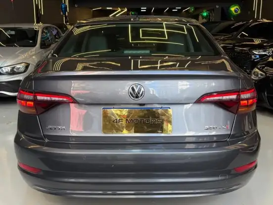 VOLKSWAGEN-JETTA-2018