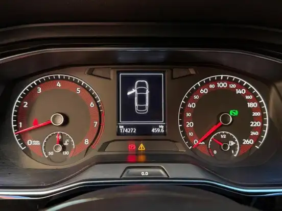VOLKSWAGEN-JETTA-2018