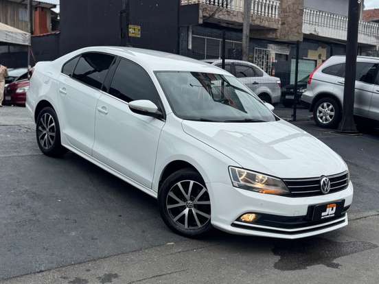 VOLKSWAGEN-JETTA-2016