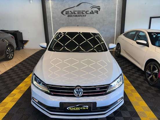 VOLKSWAGEN-JETTA-1.4 16V TSI COMFORTLINE GASOLINA 4P TIPTRONIC VOLKSWAGEN-JETTA-2017
