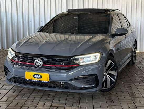 VOLKSWAGEN-JETTA-2019