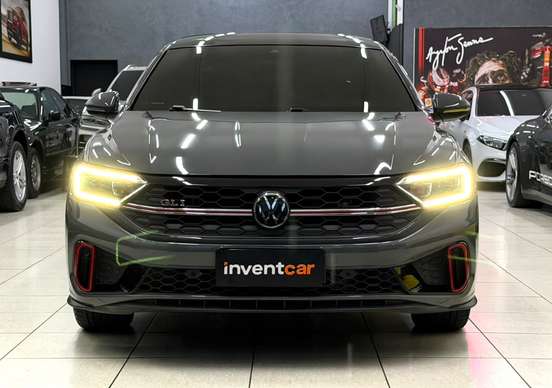 VOLKSWAGEN-JETTA-2023